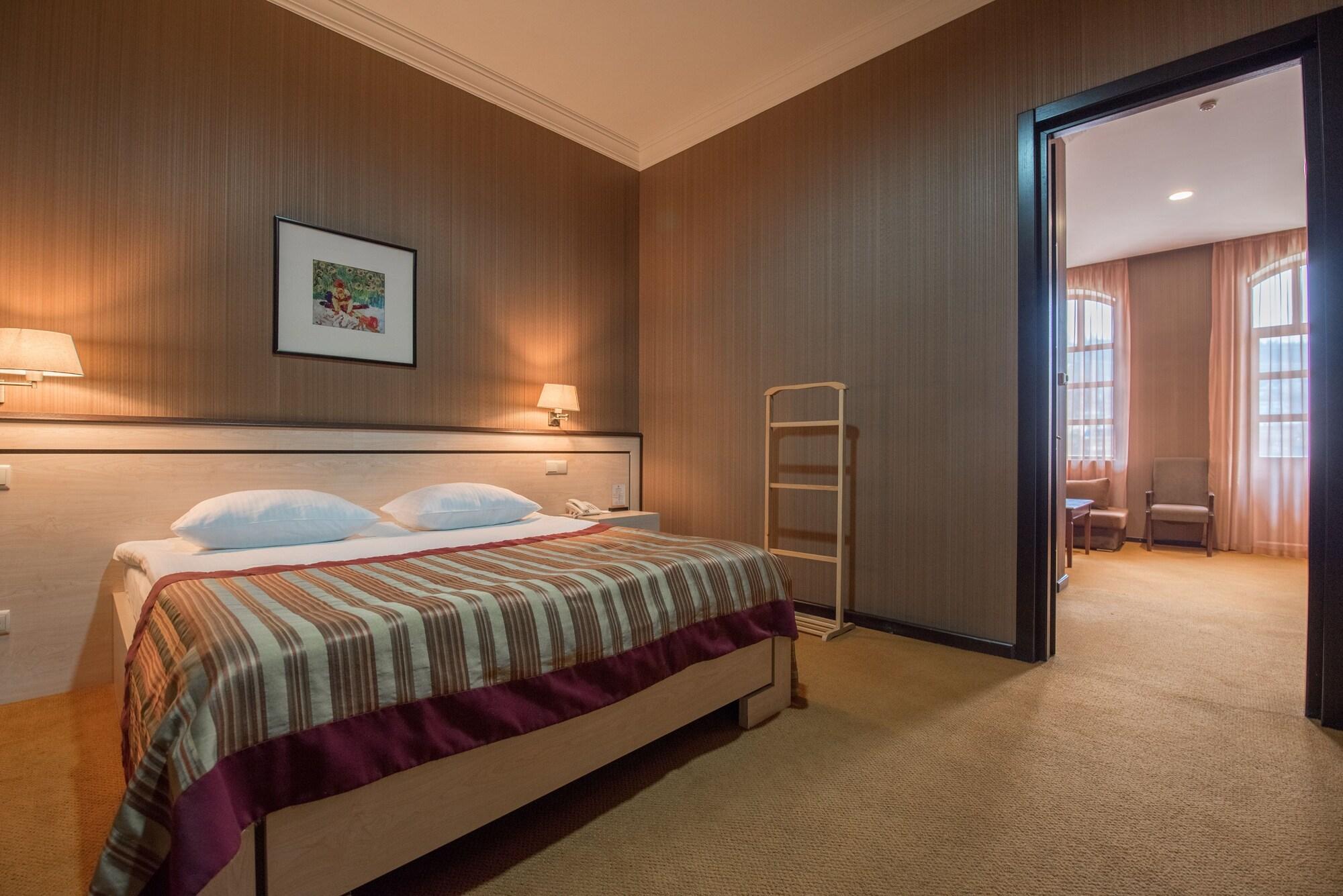 Hotel Rikhe Monika Tbilisi Exteriér fotografie