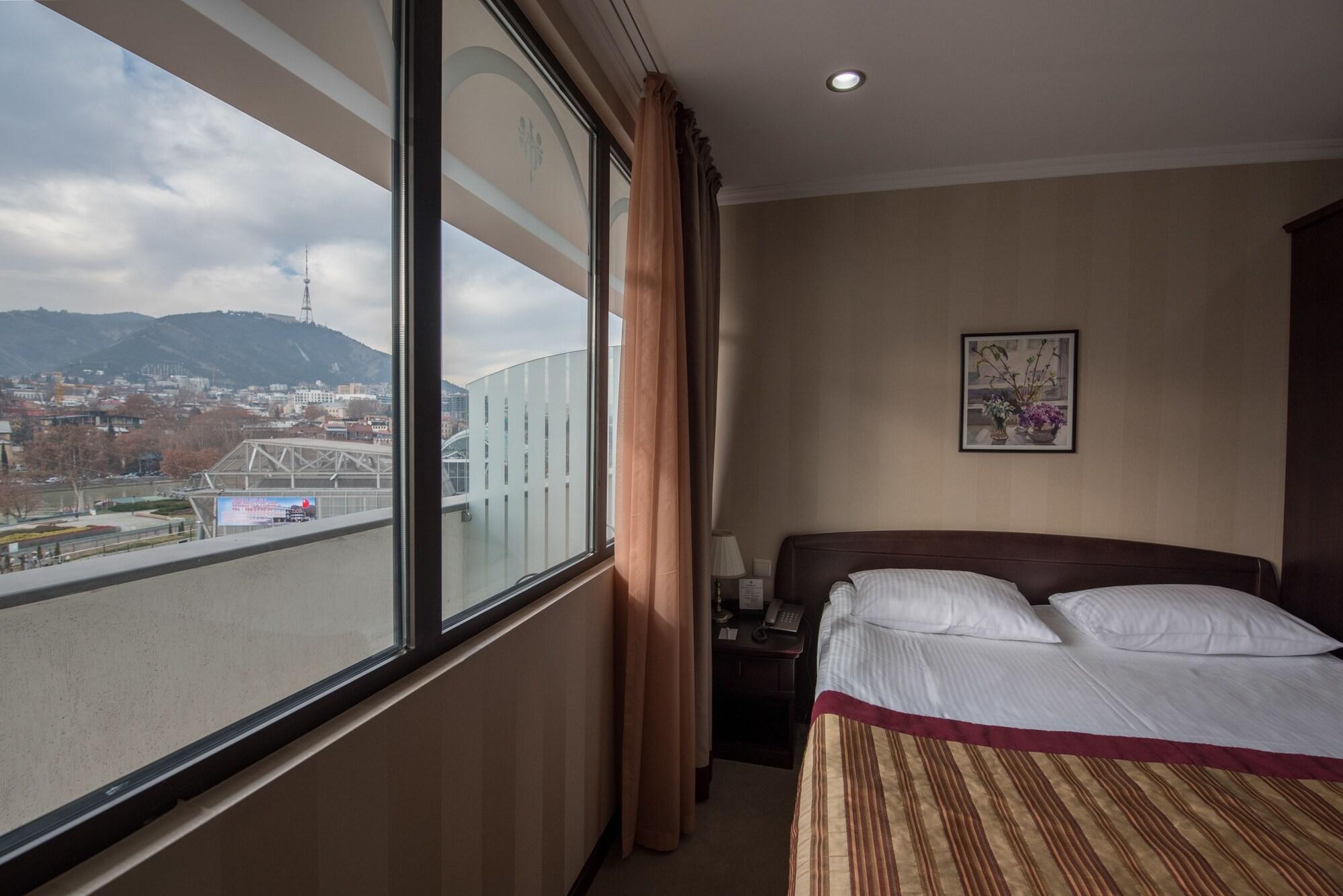 Hotel Rikhe Monika Tbilisi Exteriér fotografie