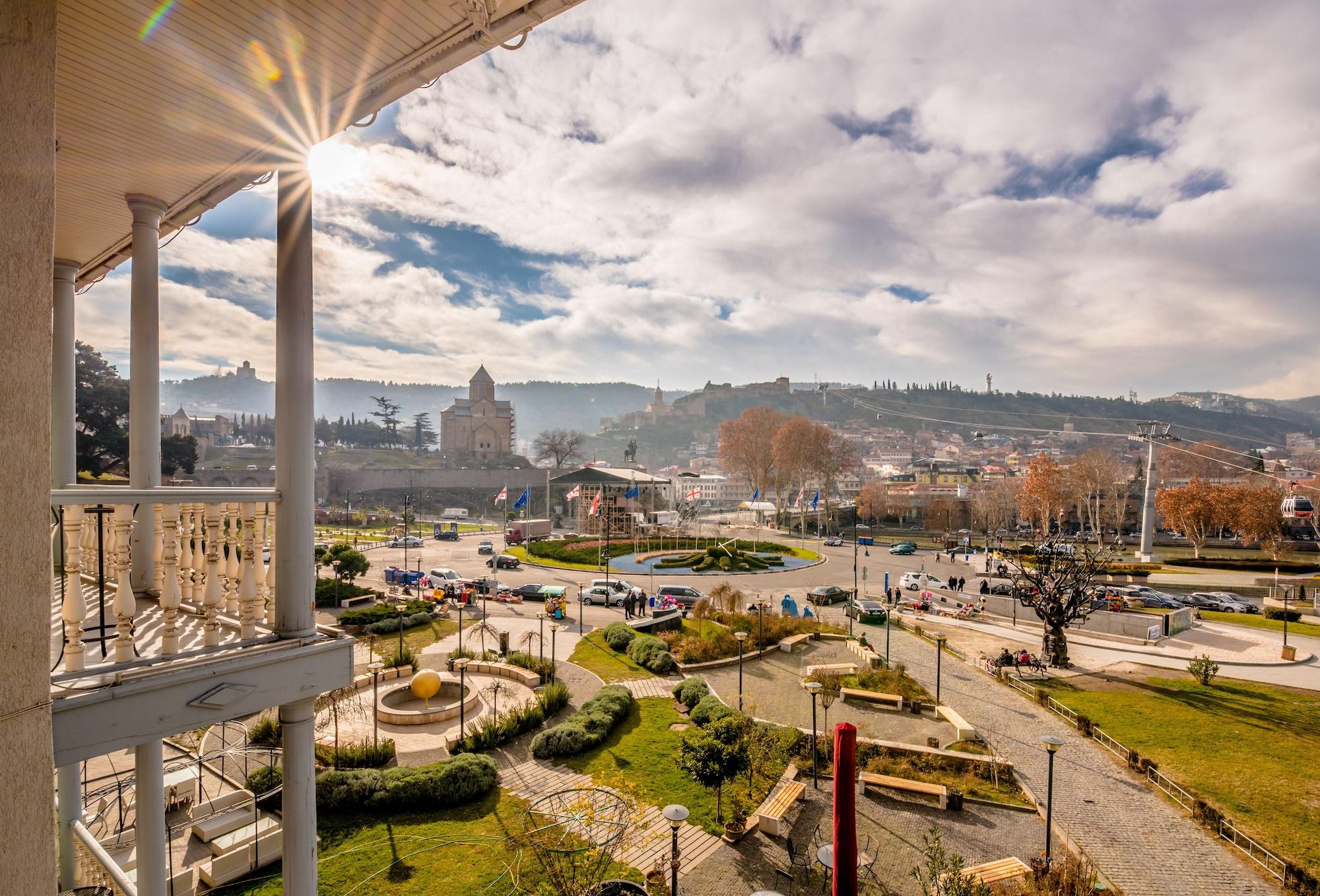 Hotel Rikhe Monika Tbilisi Exteriér fotografie