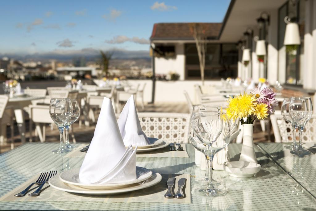 Hotel Rikhe Monika Tbilisi Exteriér fotografie