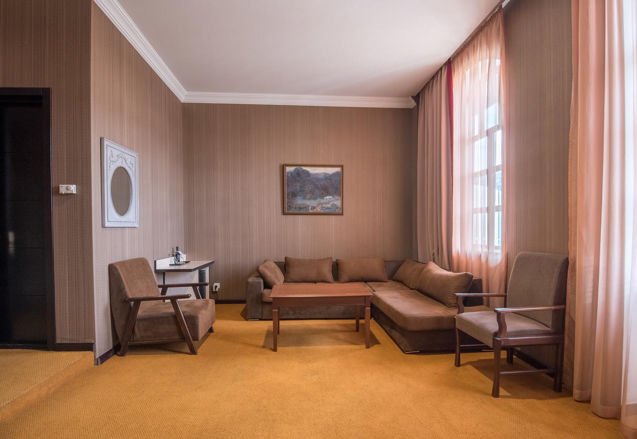 Hotel Rikhe Monika Tbilisi Exteriér fotografie
